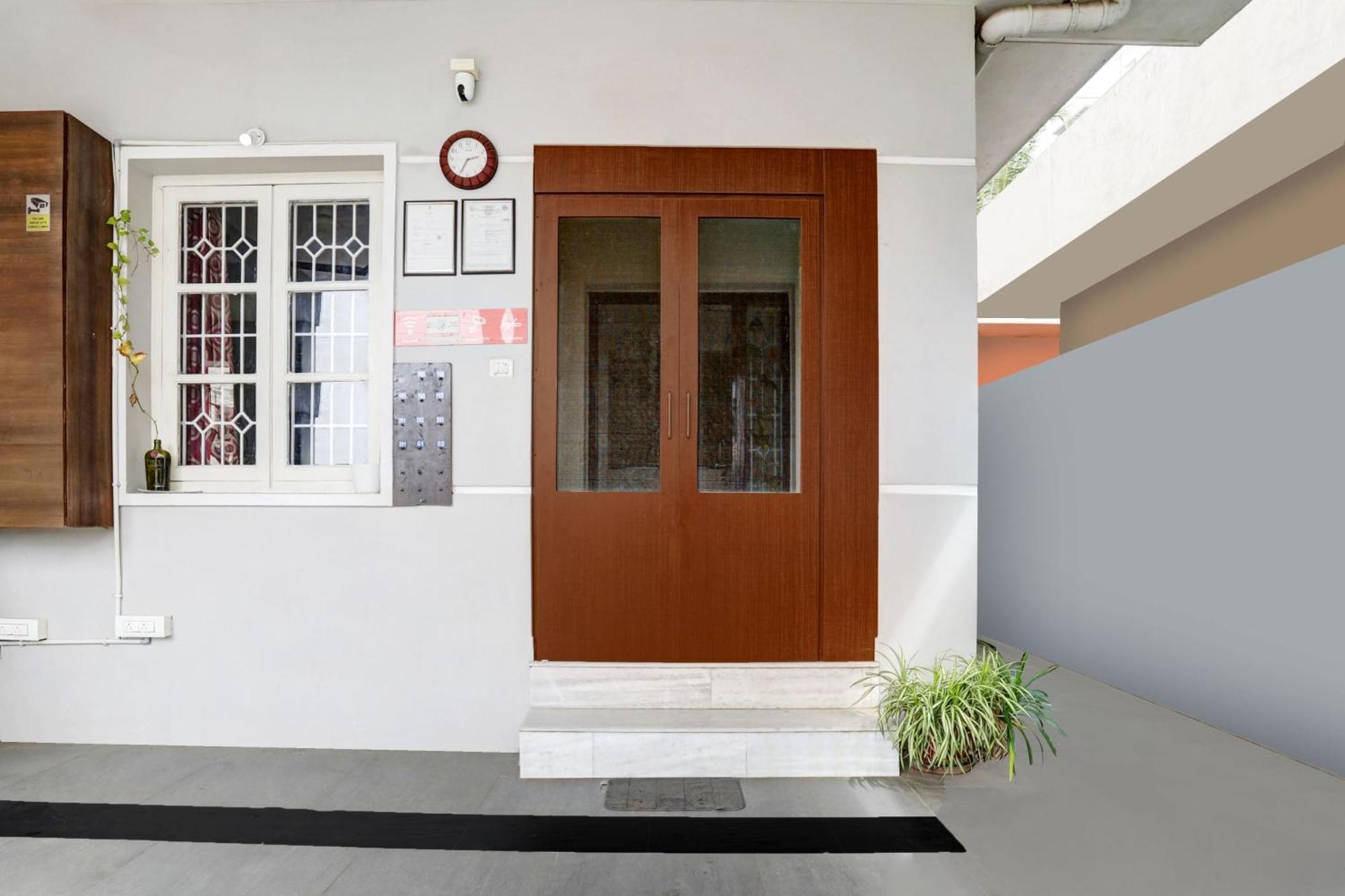 Super Hotel O Ashok Nagar Near Jntu College Kākināda Dış mekan fotoğraf