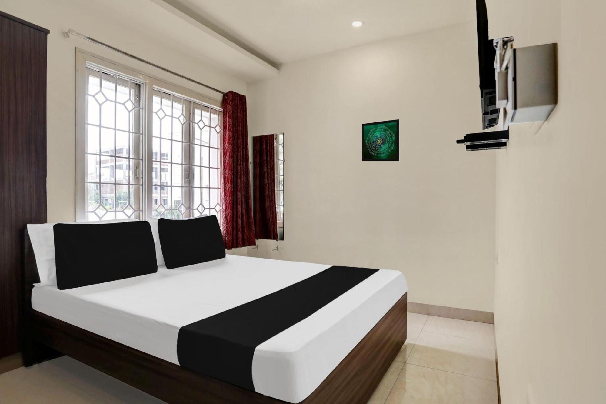 Super Hotel O Ashok Nagar Near Jntu College Kākināda Dış mekan fotoğraf