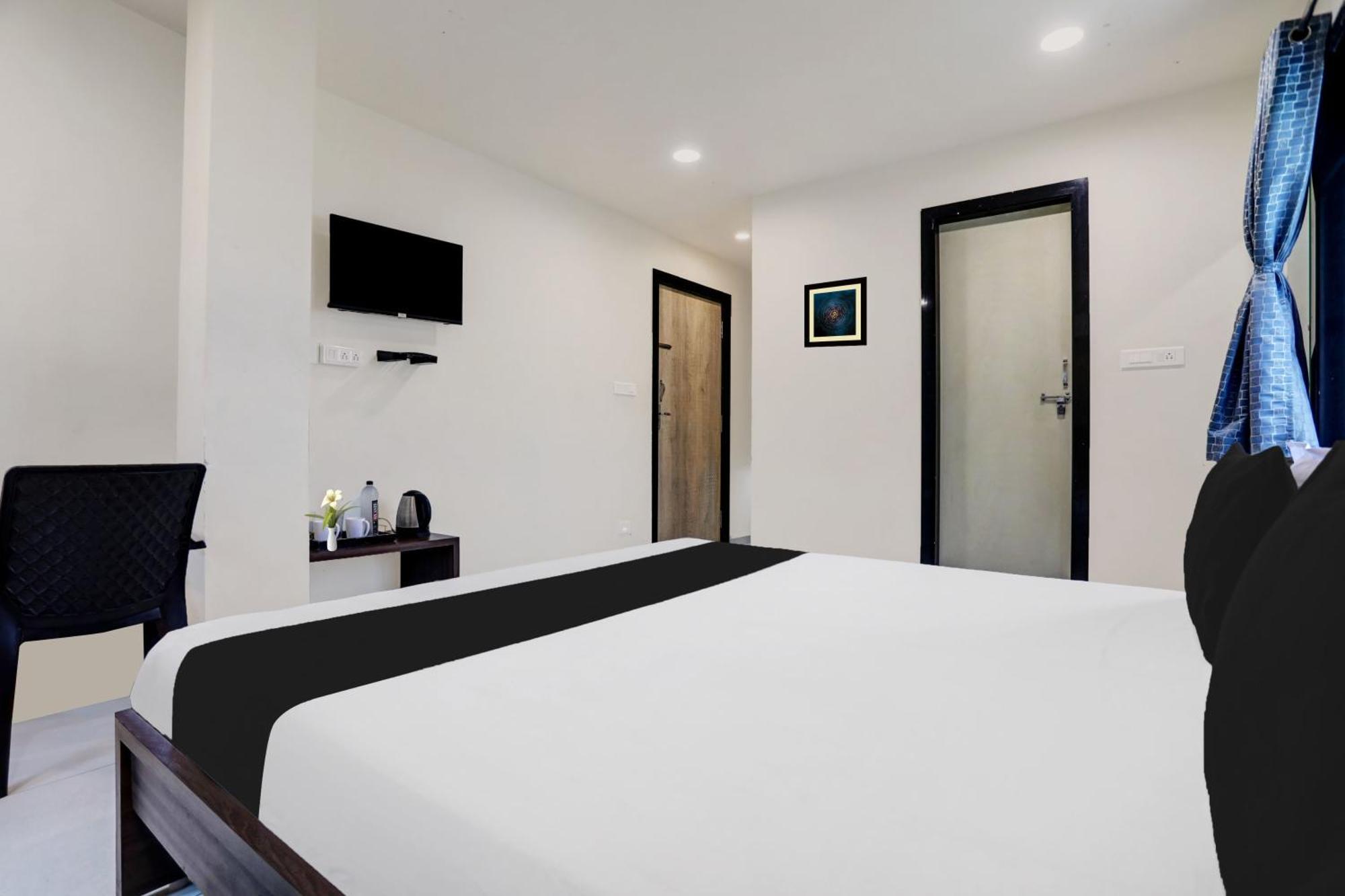 Super Hotel O Ashok Nagar Near Jntu College Kākināda Dış mekan fotoğraf